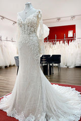 Sweetheart Princess Wedding Dress Long Sleeves With Appliques Lace