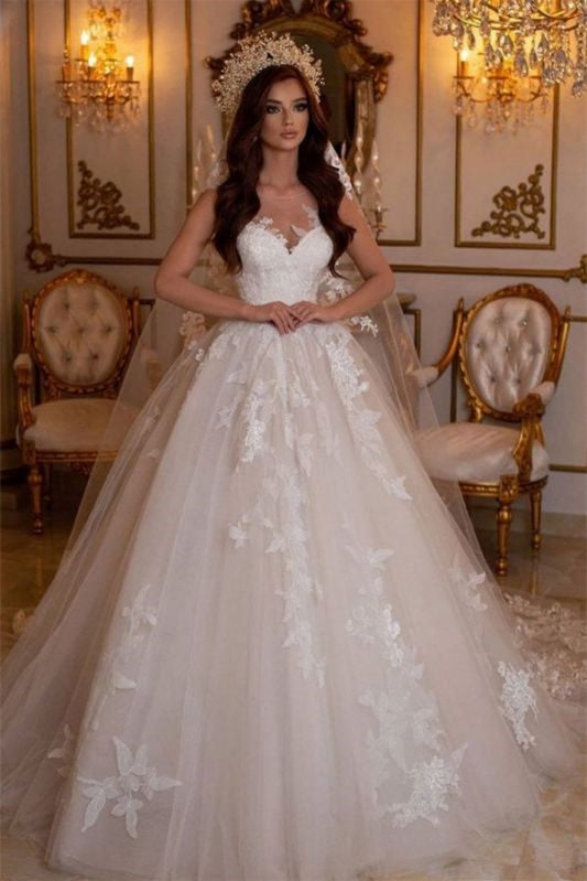 Sweetheart Tulle Ball Gown Wedding Dress with Floral Embroidery