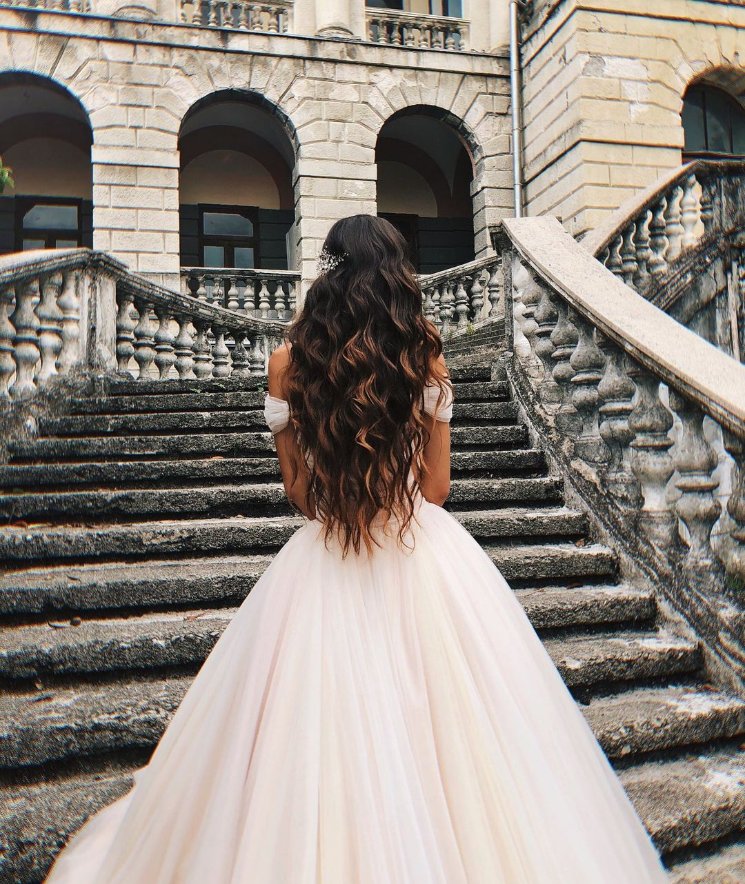 Tulle Off-the-Shoulder A-Line Long Wedding Dress with Chapel Train