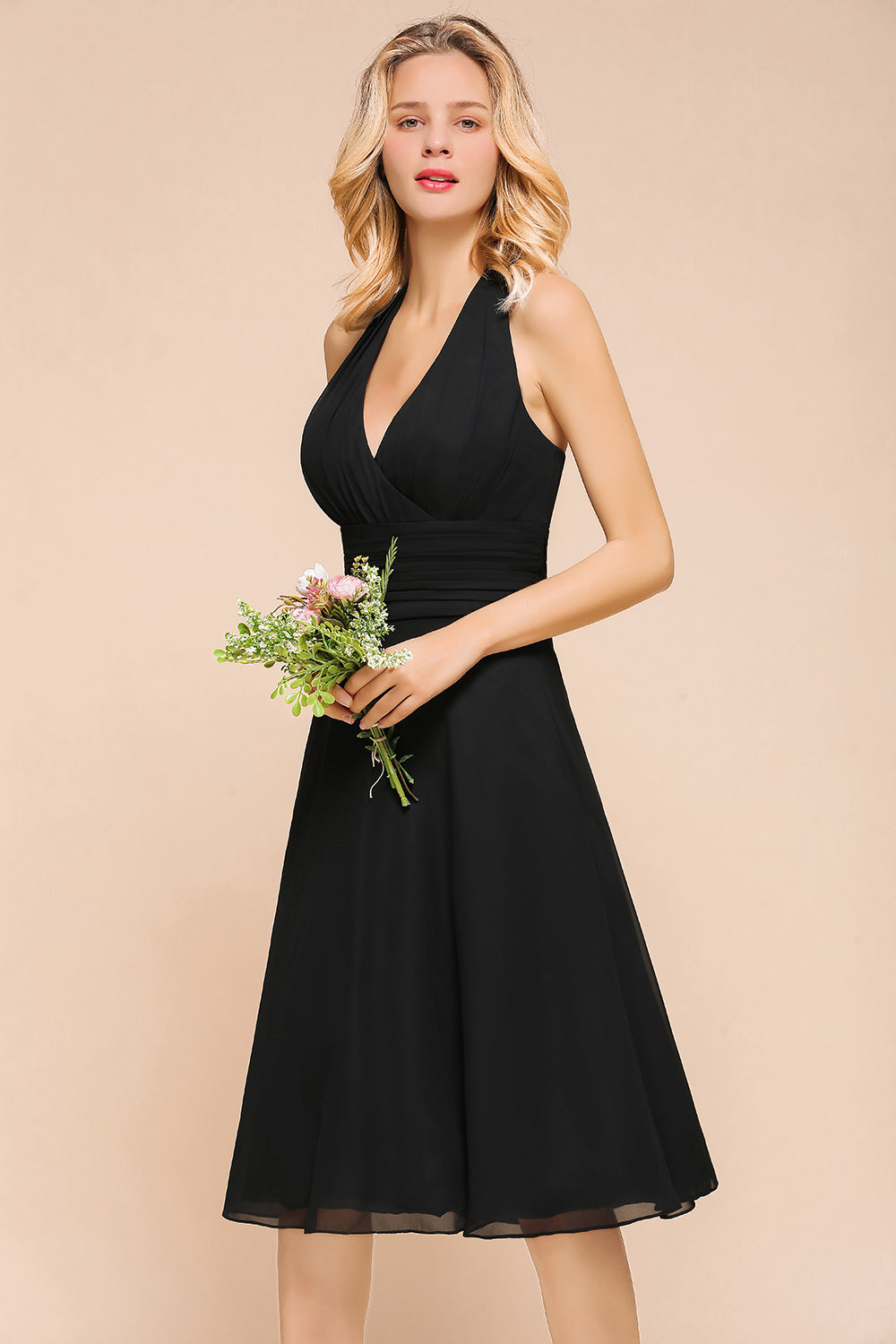 Affordable Halter V-Neck Black Short Bridesmaid Dresses Online-Babyonlines