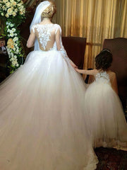 Chapel Train Ball Gown Illusion Tulle Wedding Dress with Appliques Lace