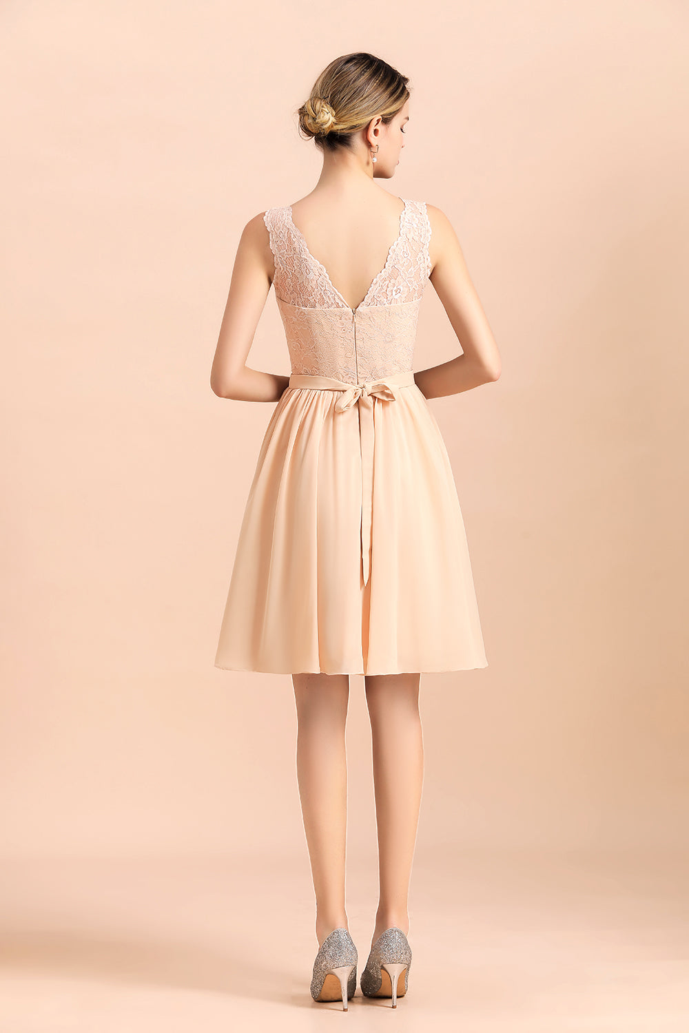 Pretty V-Neck Chiffon Lace Short Bridesmaid Dress with Ruffles Online-Babyonlines