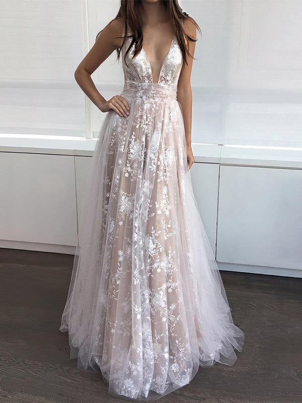 V-neck Lace Tulle Ball Gown Princess Prom Dresses