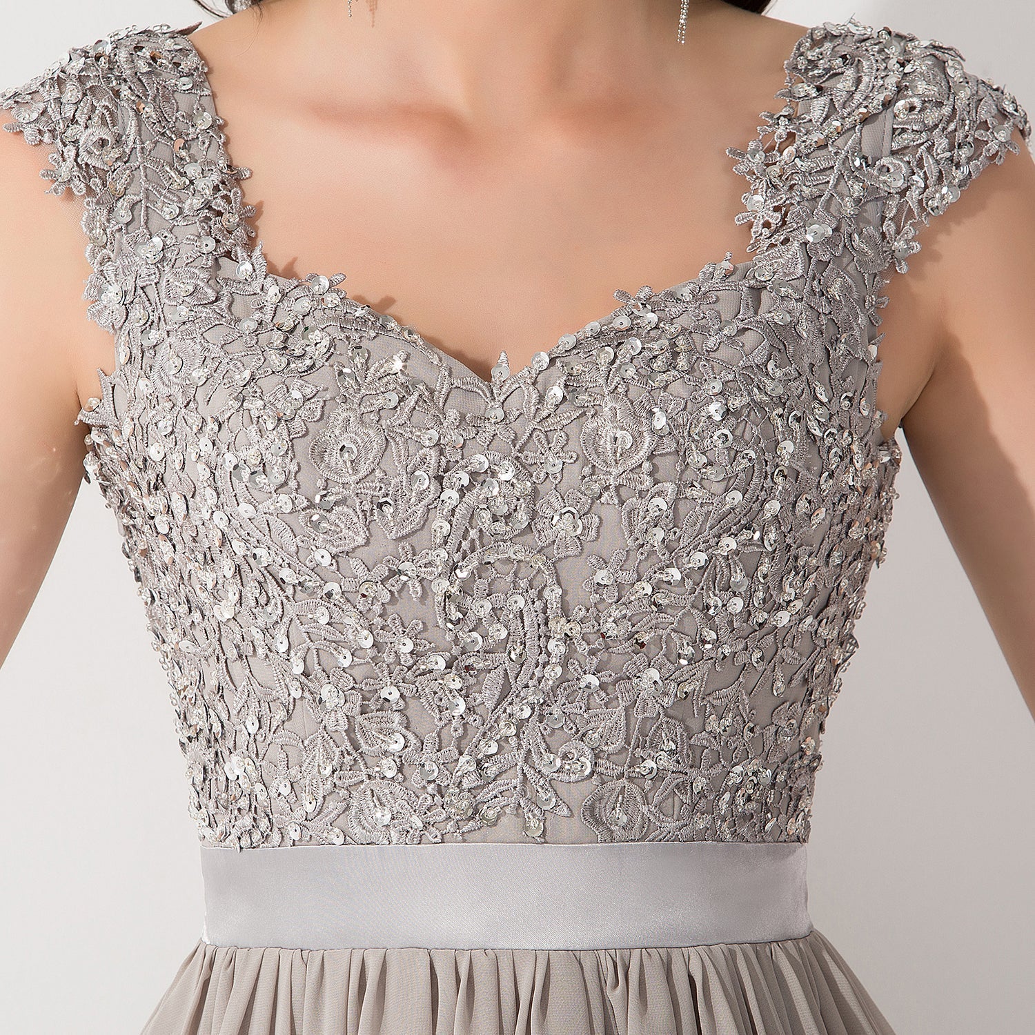 Vintage Silver Sleeveless Long Bridesmaid Dress With Appliques-Babyonlines