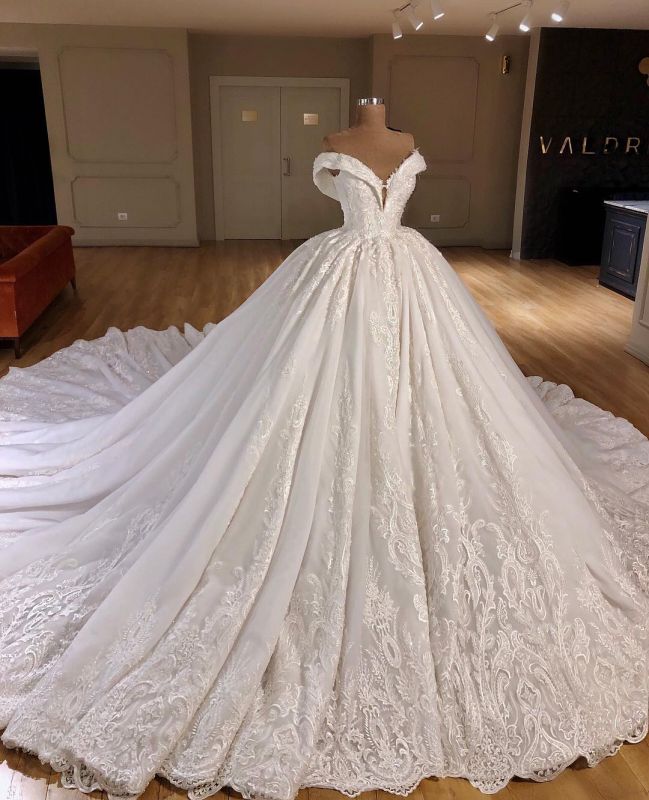 Gorgeous Ball Gown Wedding Dresses | Off-the-Shoulder Beading Bridal Gowns