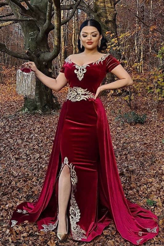 Sexy Floor Length Off the Shoulder Gold Lace Velvet Red Prom Dresses