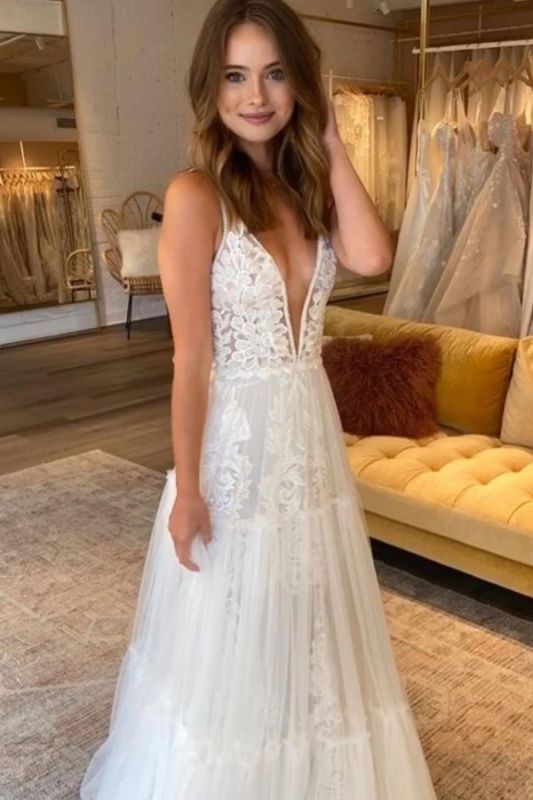 Sexy Spaghetti Strap Plunging V Neck Applique A Line Wedding Dresses | Tulle Bridal Gown