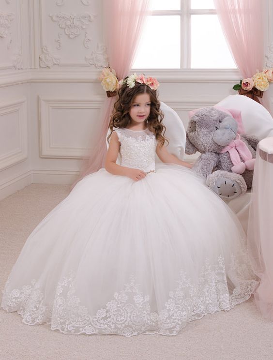 2021 White Flower Girls' Dresses Lace Tulle Puffy Ball Gown Girls' Pageant Dresses Communion Gowns