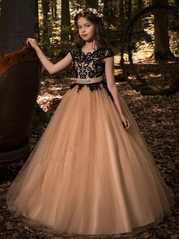 Gothic Ball Gown Flower Girl Dresses | Scoop Cap Sleeves Lace Tulle Pageant Dresses
