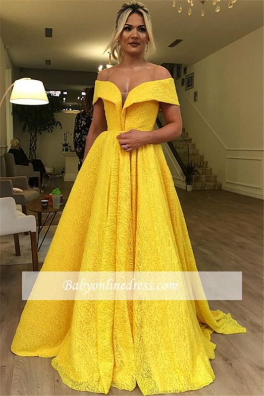 Gorgeous Off-the-Shoulder Short Sleeves Evening Dresses | Lace Yellow Ruffles Evening Gowns