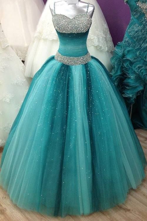 2021 Gypsy Puffy Prom Dresses Spaghettis Straps Beaded Long Stunning Party Dresses