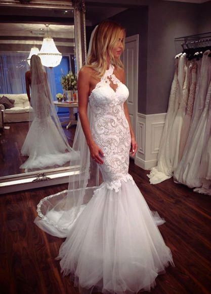 Tulle Sleeveless Halter Lace Elegant Mermaid Wedding Dress