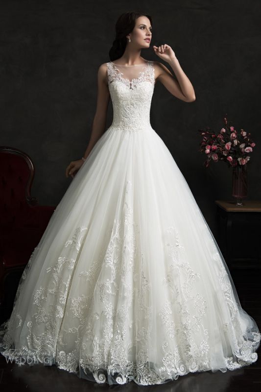 2021 Lace Applique A-line Wedding Dresses Illusion Buttons Back Sleeveless Elegant Bridal Gowns