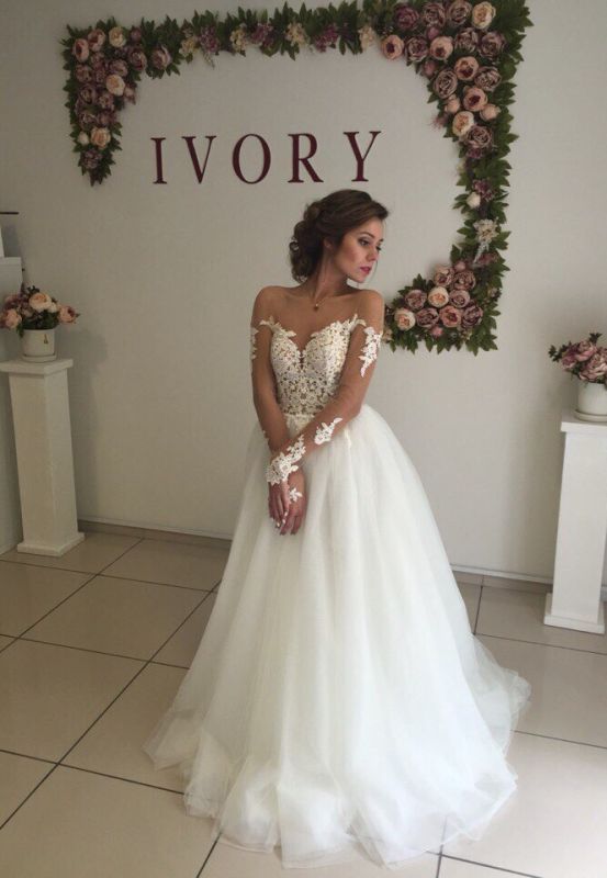 Elegant A-line Long Sleeves Wedding Dresss Applique Tulle
