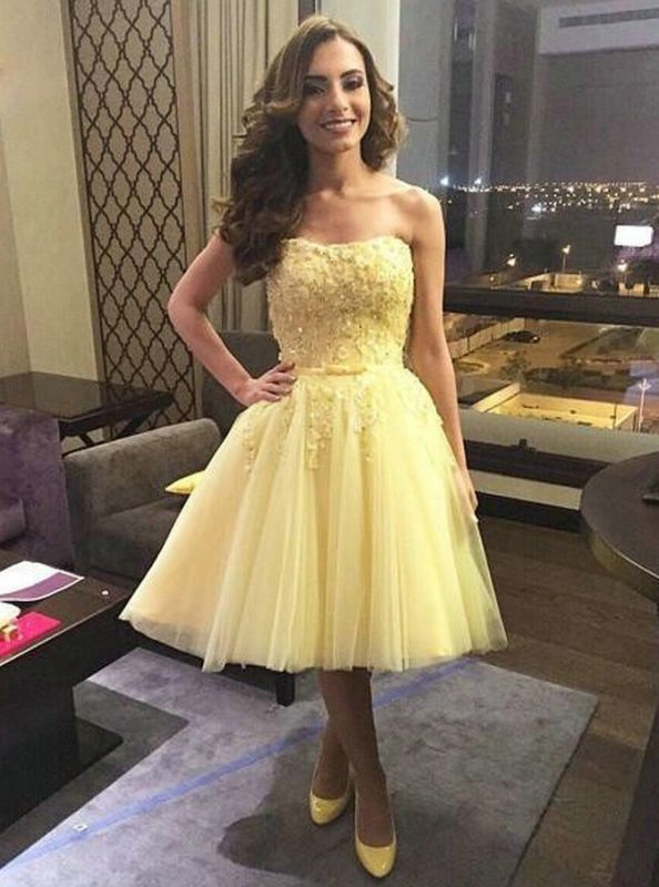 Elegant Yellow A-Line Homecoming Dresses | Strapless Layers Tulle Short Cocktail Dresses