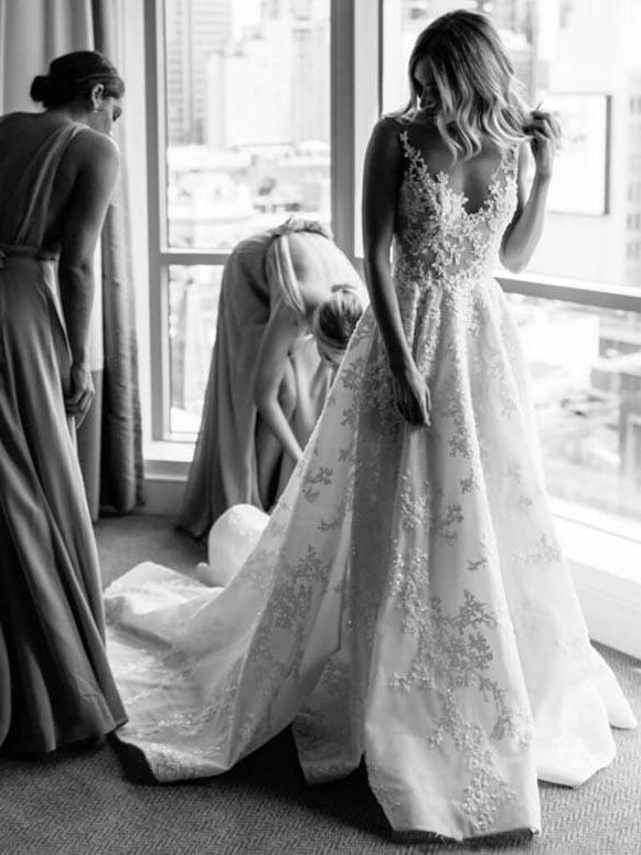 Elegant Lace A-Line Wedding Dresses | V-Neck Sleeveless Long Bridal Gowns