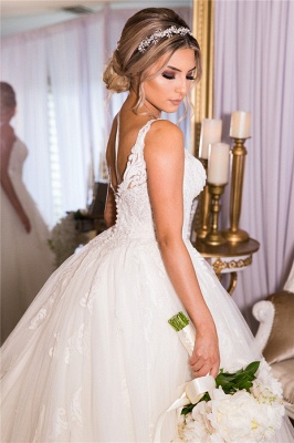 Beading Applique Strap V-neck A-Line Gorgeous Wedding Dress_1