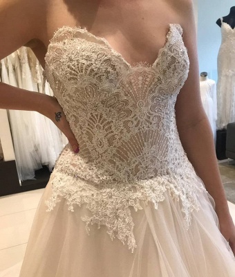 Luxury A-line Sweetheart Applique Strapless Lace Tiered Backless Wedding Dress_3