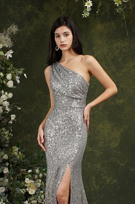 Charming Mermaid One Shoulder Sequins Bridesmaid Dress With Side Slit_5