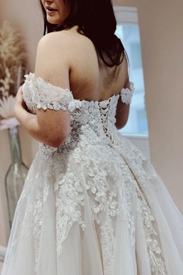 Charming Off the Shoulder Strapless A-Line Lace Tulle Wedding Dress_4