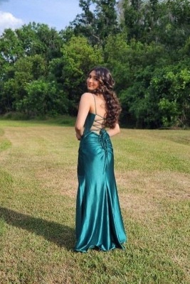 Charming Dark Green Spaghetti Straps Front-Slit Sleeveless Prom Dress with Ruffles_3
