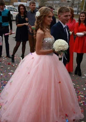 Vestido de Debutante Light Pink Quinceanera Dresses Rhinestones Beaded Sweetheart Neck Puffy Ball Gown Wedding Dresses_2