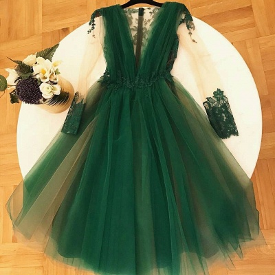 Chic Green Tulle A-Line Homecoming Dresses | V-Neck Long Sleeves Lace Applique Short Cocktail Dresses_3