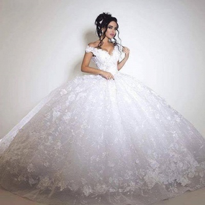 2021 Ball Gown Wedding Dresses Off the Shoulder Floral Lace Appliques Gorgeous Bridal Gowns_3